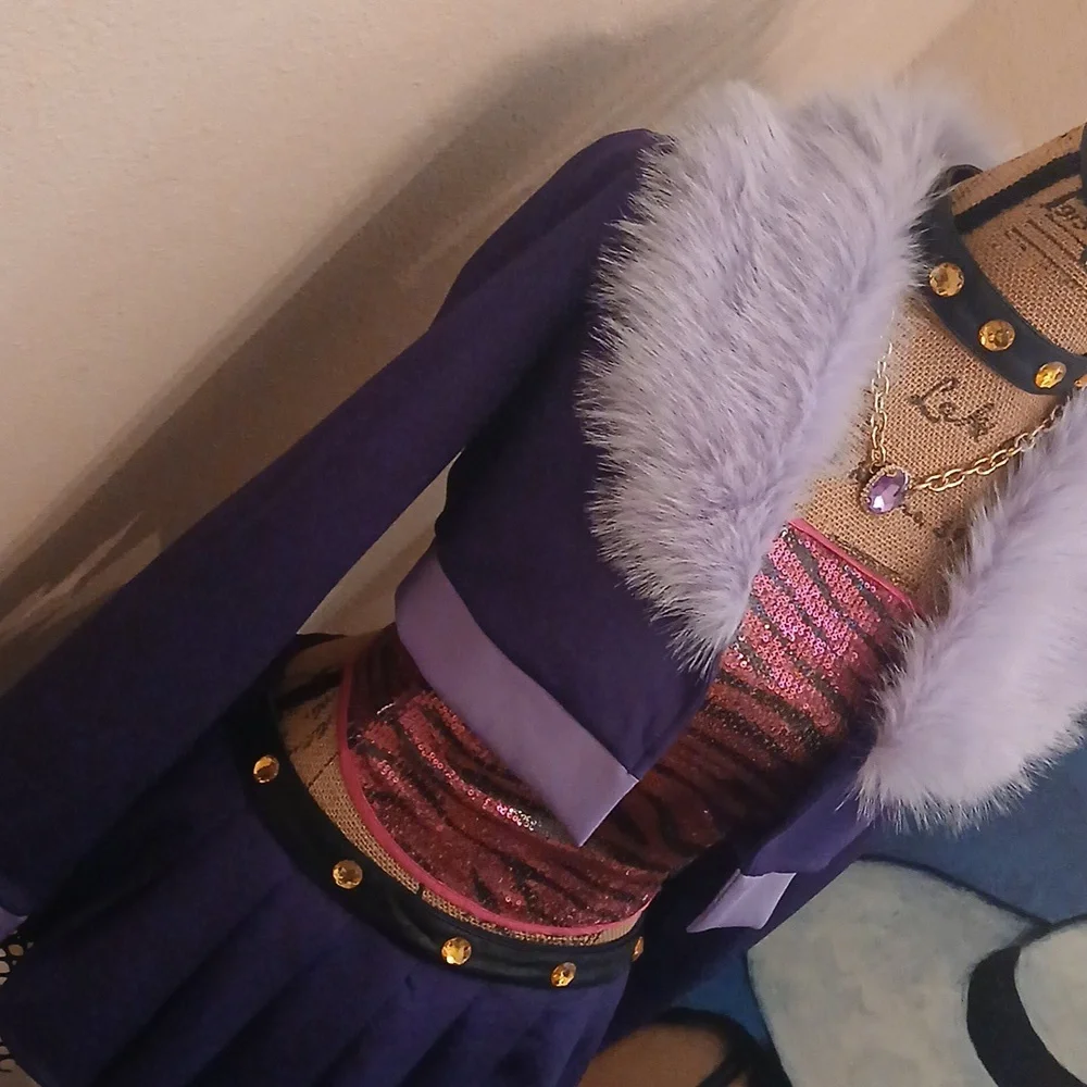 Dolls Kill be freaky
